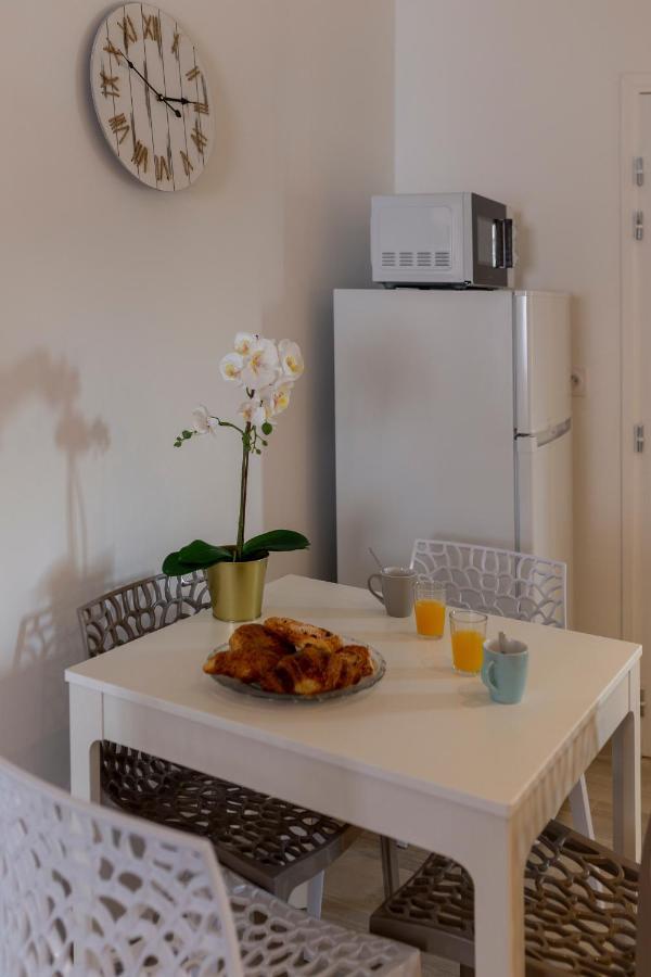 Loc Trotteur Le Fleur Des Champs F2 Cosy, Gare Sncf De Lourdes Apartment ภายนอก รูปภาพ